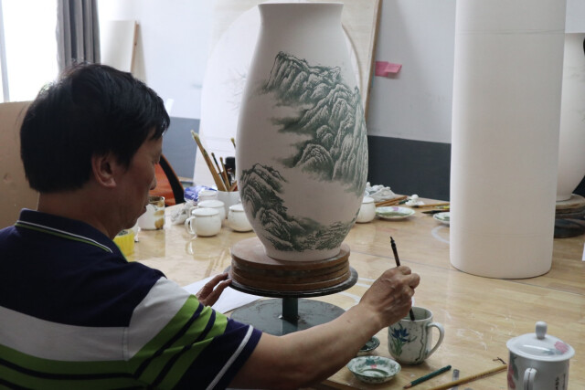 譯非遺匠心，悟工匠精神，長理研究生助力湖湘非物質文化遺產傳承